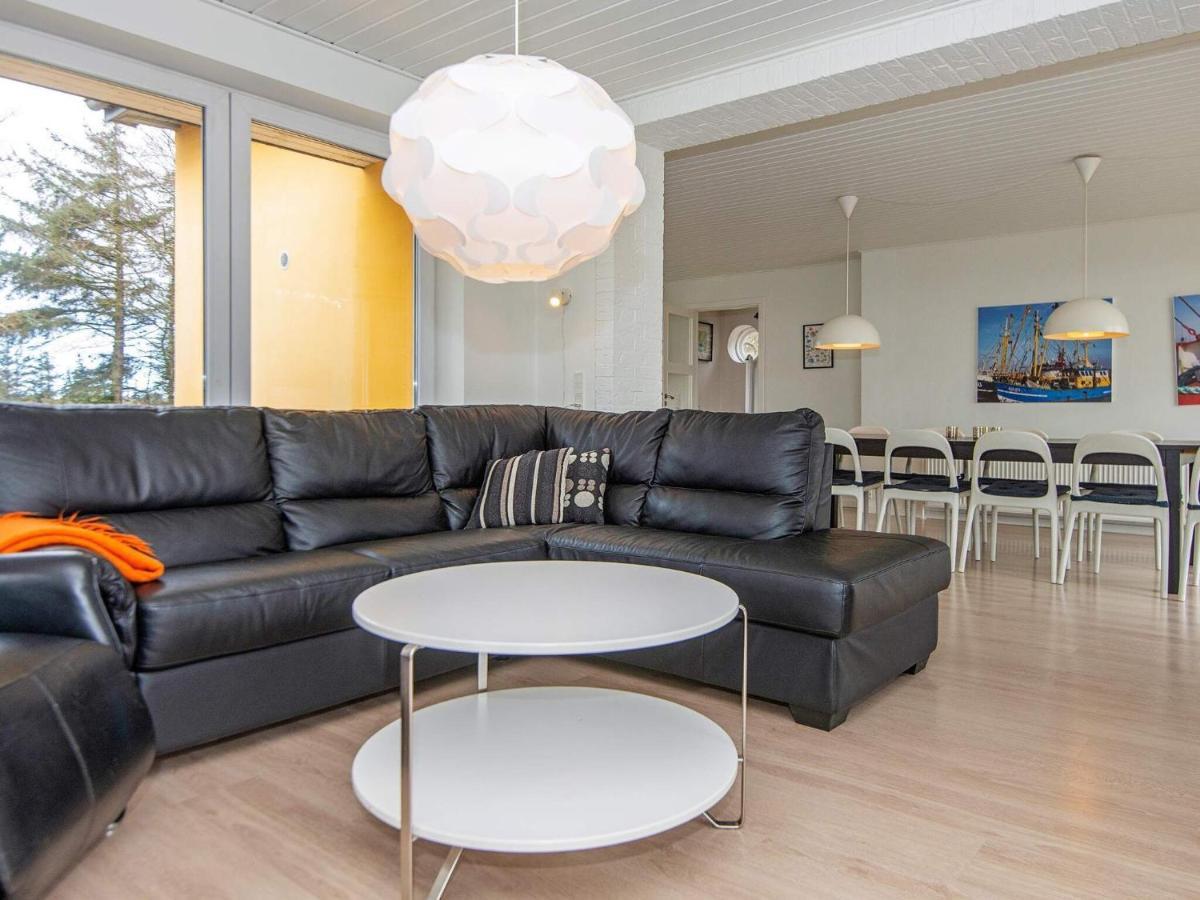 10 Person Holiday Home In R M Bolilmark Luaran gambar